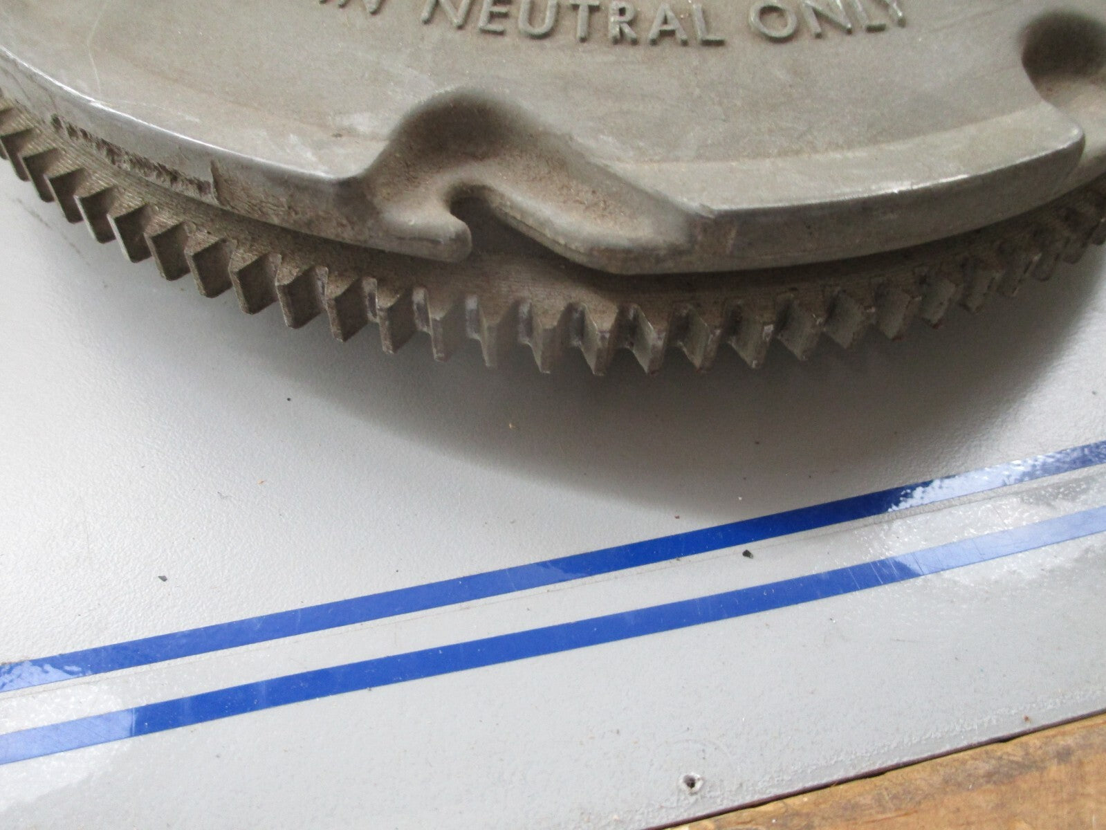 *NEW OEM* 0820 OMC 9.9 15 Electric Start Johnson Evinrude Flywheel 581174