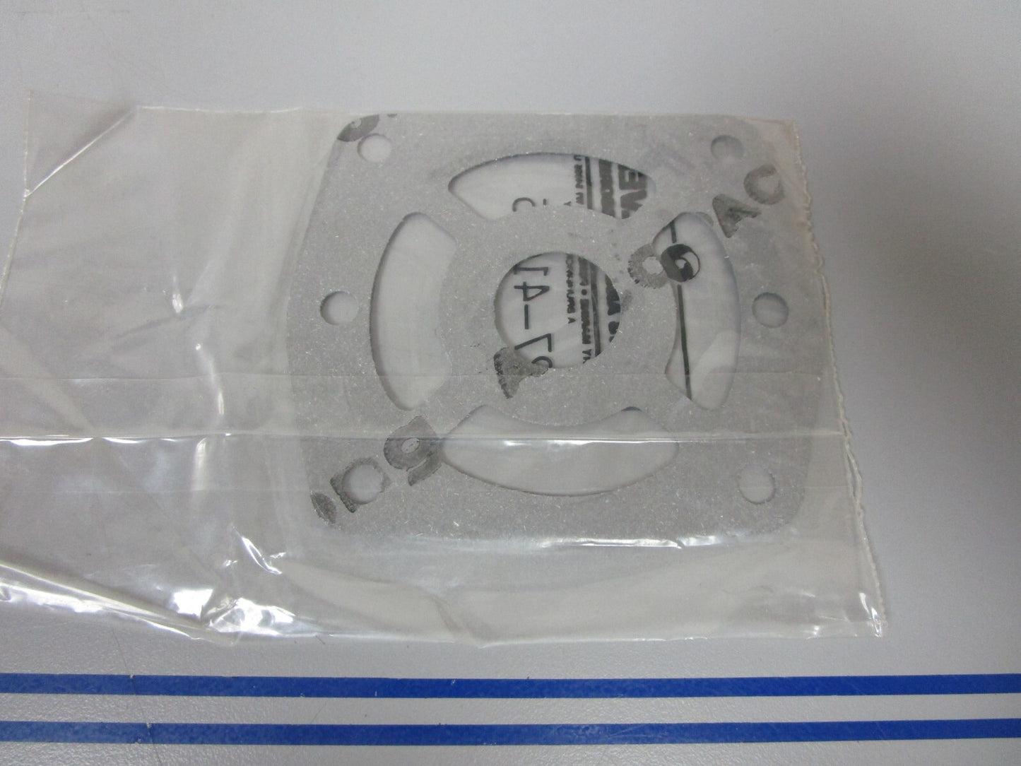 *NEW OEM* 0720 Mercury Quicksilver Gasket 27-41615