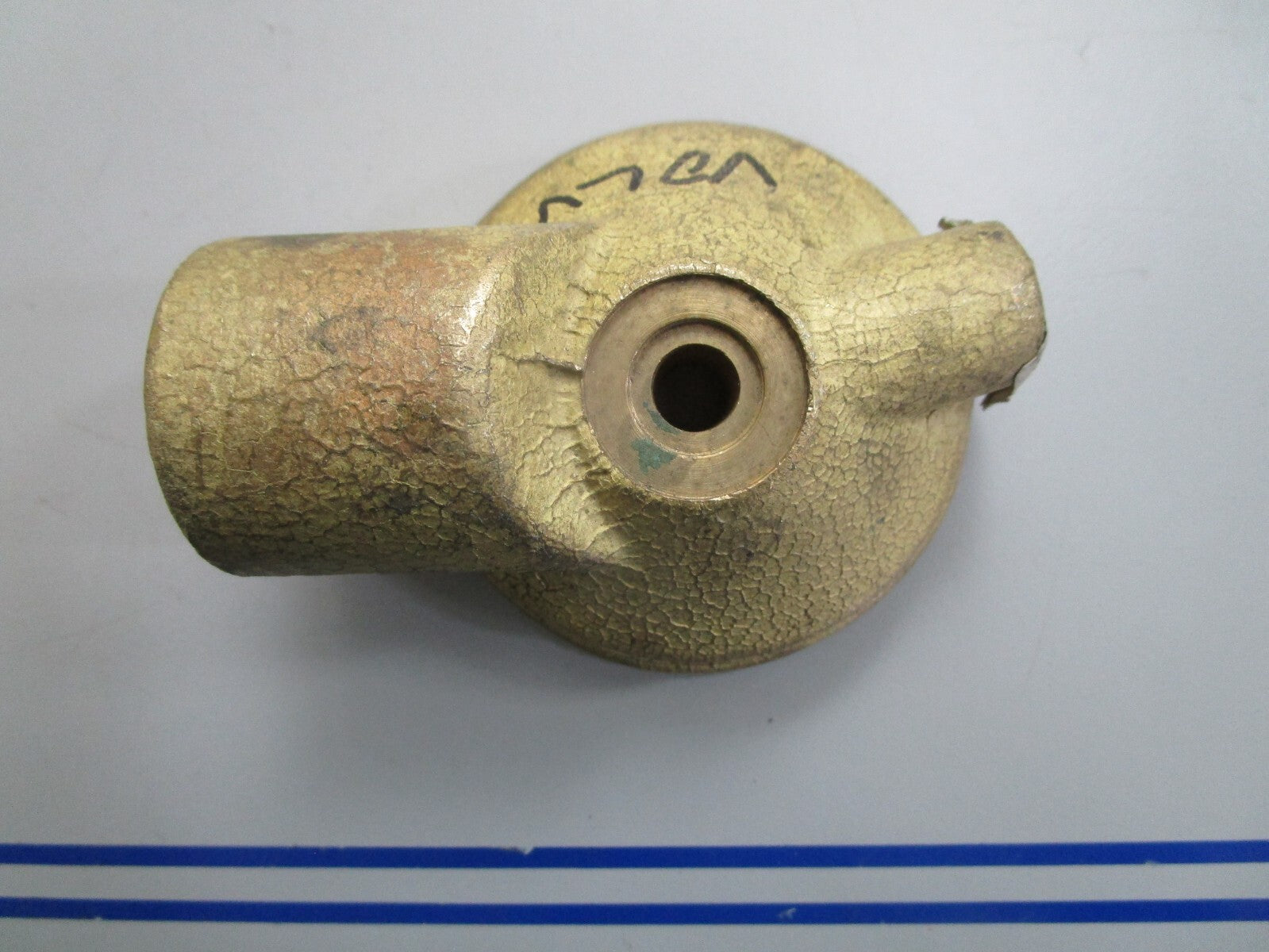 *NEW OEM* 0820 Volvo Penta Oil Cooler End Cover 831044