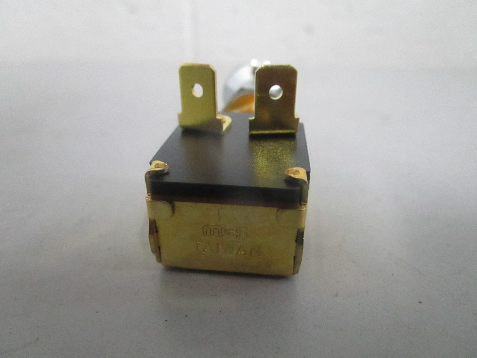 NEW MP39540 Sierra Push Pull Switch 0820