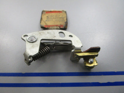 NEW OEM 29667 Briggs & Stratton Ignition Breaker Assembly 0810