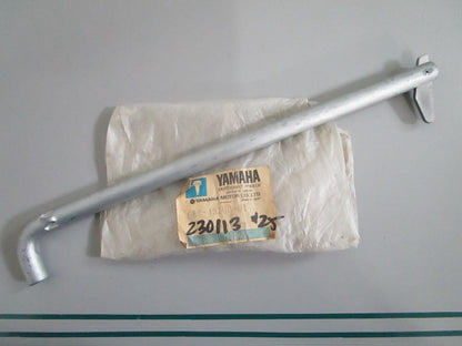NEW OEM 688-43160-01-00 Yamaha Tilt Rod 0820