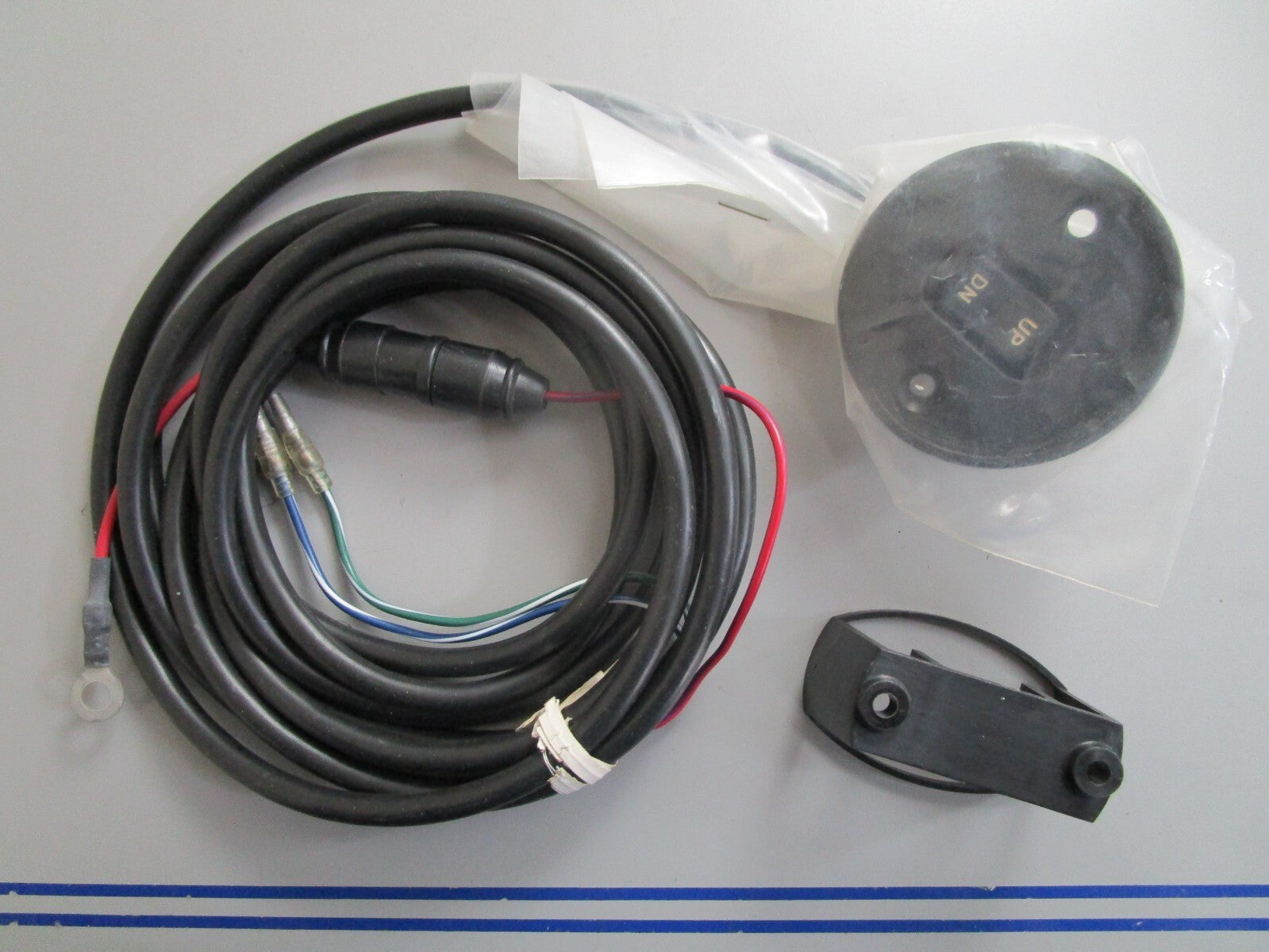 *NEW OEM* 0820 Mercury Trim Switch Kit 87-18286A47