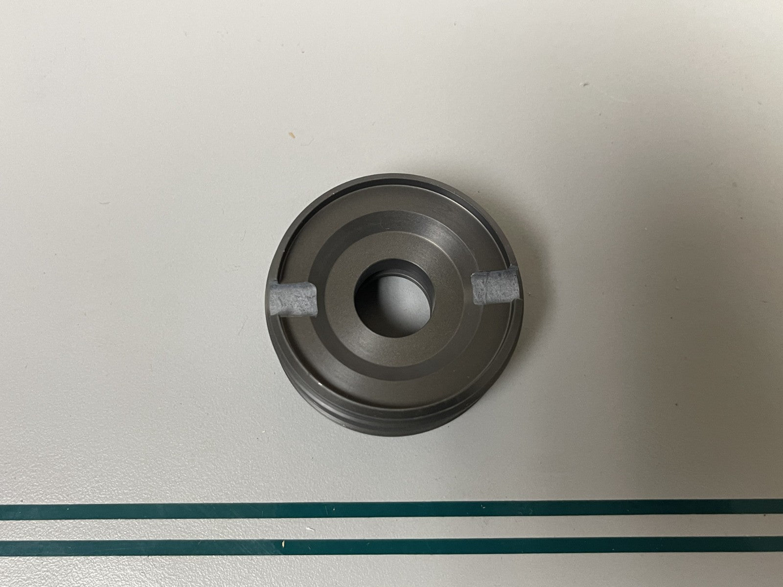 NEW OEM 320788 Johnson Evinrude Trim Cylinder End Cap 0670