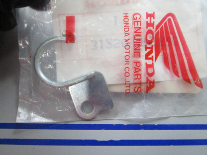 NEW OEM 31250-MR5-870 Honda Starter Cable Clamp 0810