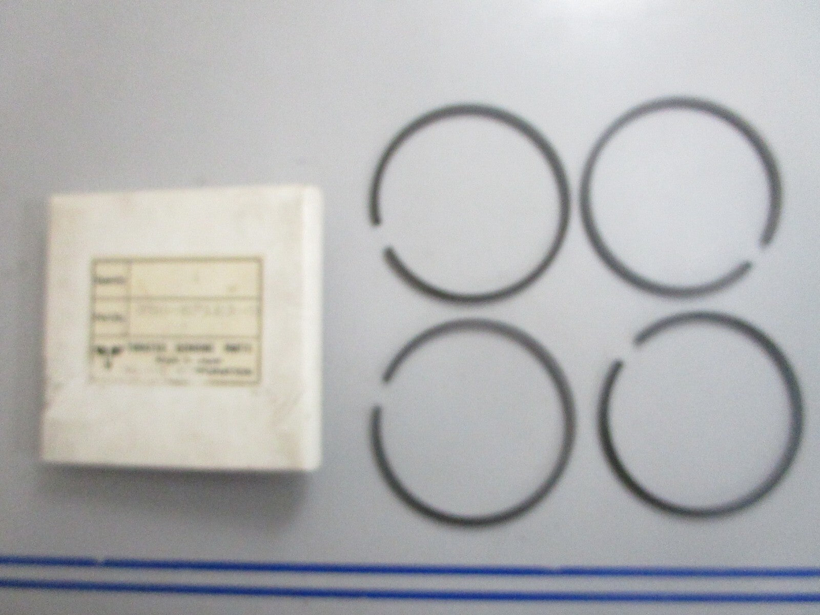 *NEW OEM* 0810 Tohatsu 4 Piston Ring Set 350-87123-0 350871230