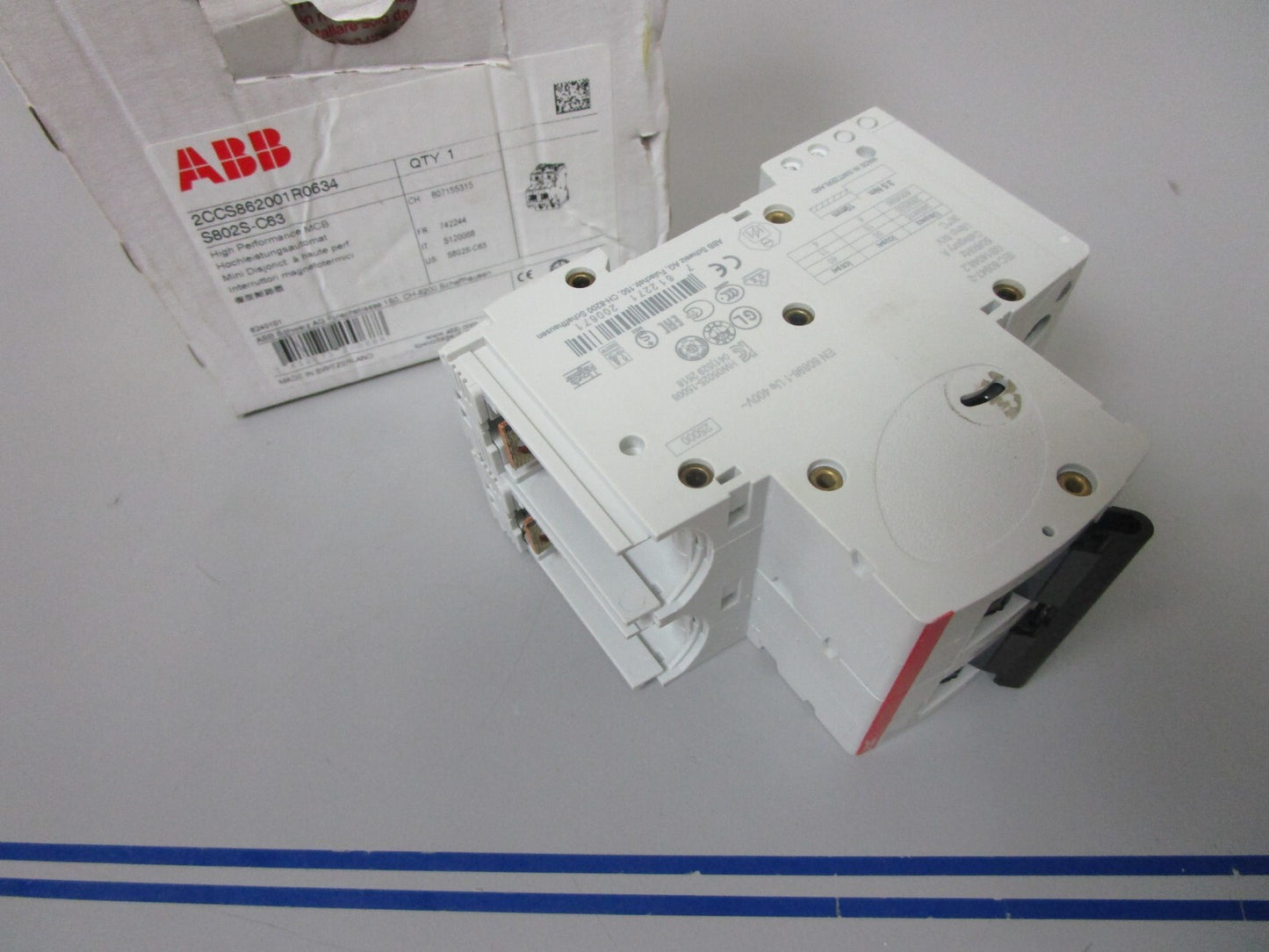 *NEW* 0720 ABB High Performance MCB S802S-C63