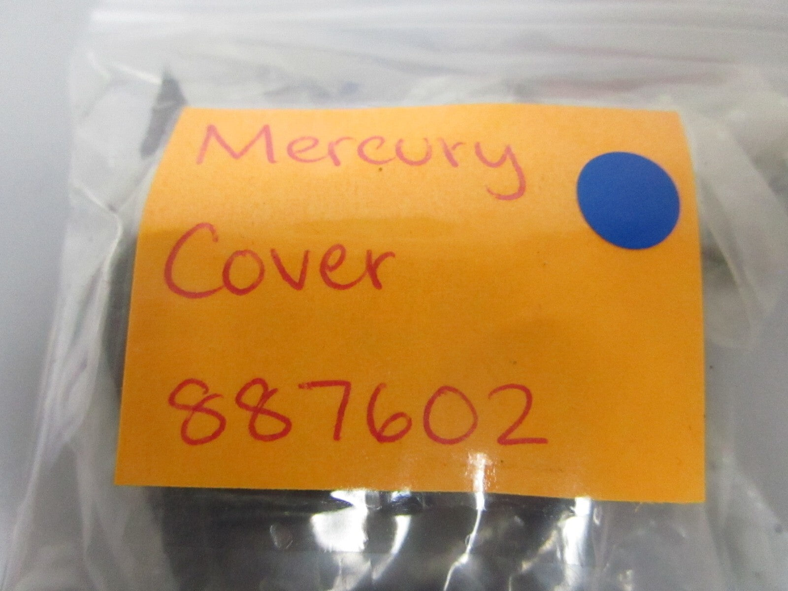 *NEW OEM* 0810 Mercury Quicksilver Cover 887602