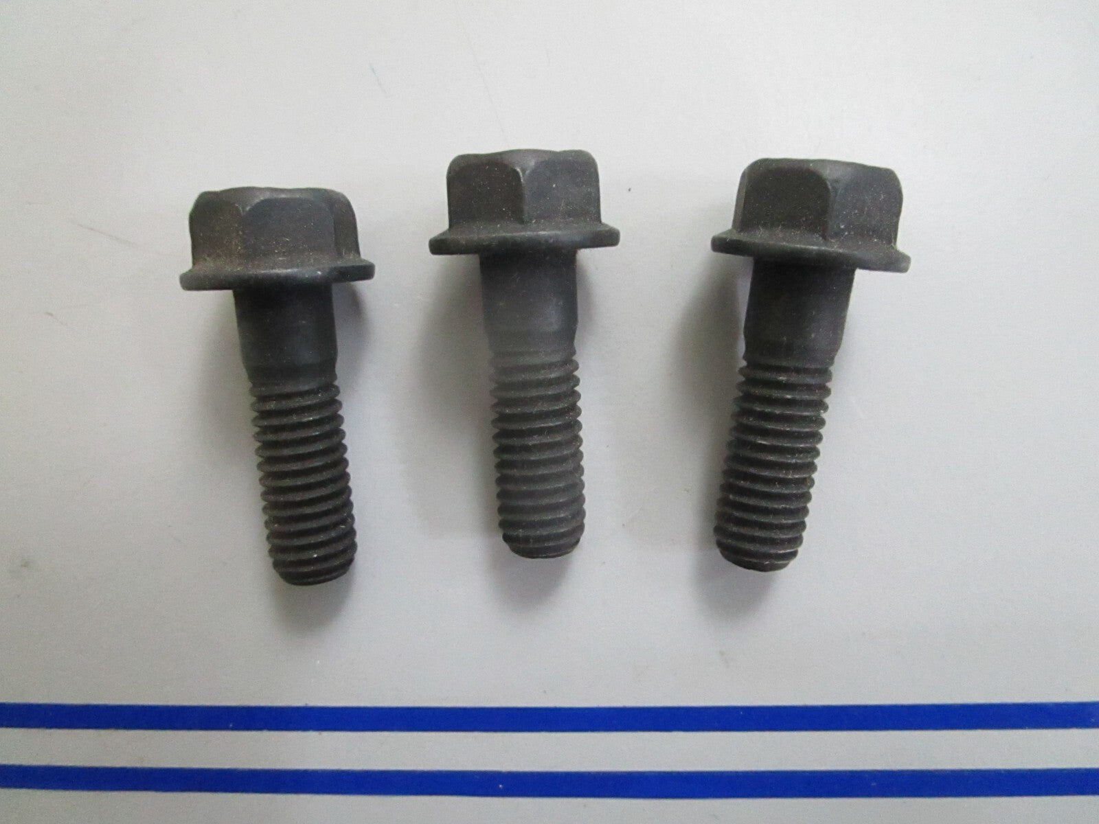 *NEW OEM* (LOT OF 3) 0820 Volvo Penta Flange Screw 3855983
