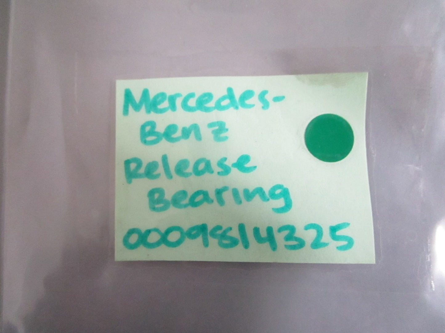 NEW OEM 0009814325 Mercedes-Benz Release Bearing 0820