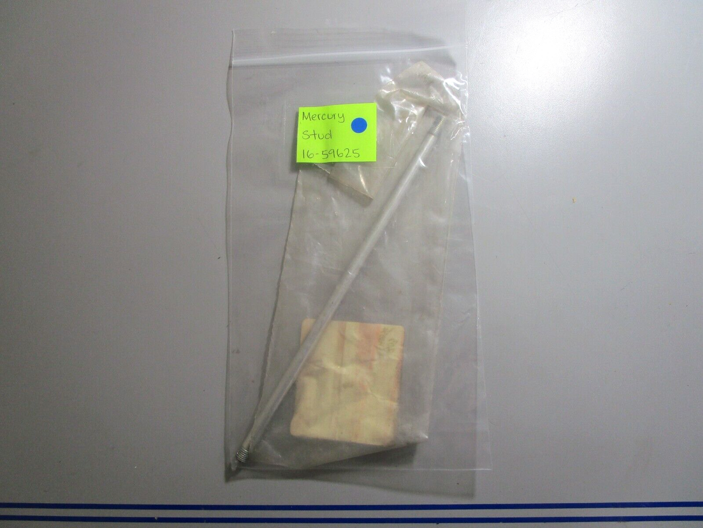 *NEW OEM* 0810 Mercury Quicksilver Stud 16-59625