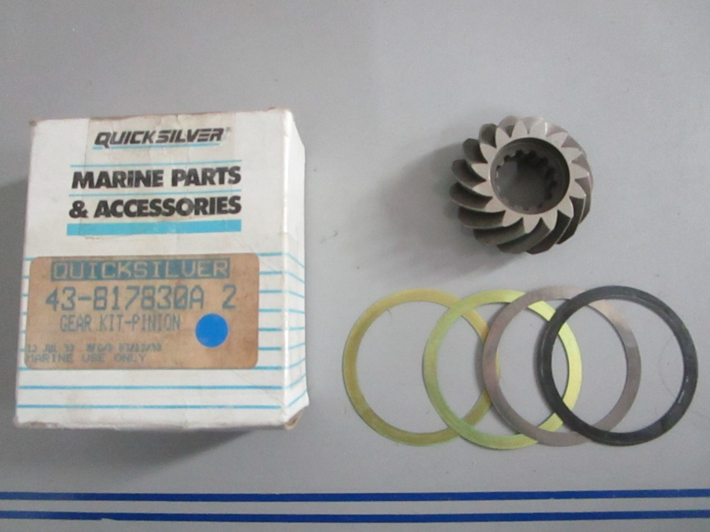 NEW OEM 43-817830A2 Mercury Quicksilver Pinion Gear Kit 0820