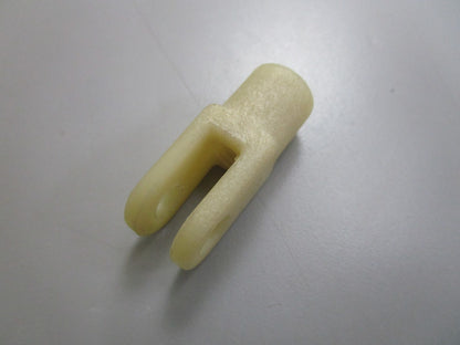 *NEW OEM* 0820 OMC Johnson Evinrude Yoke 318567 0318567