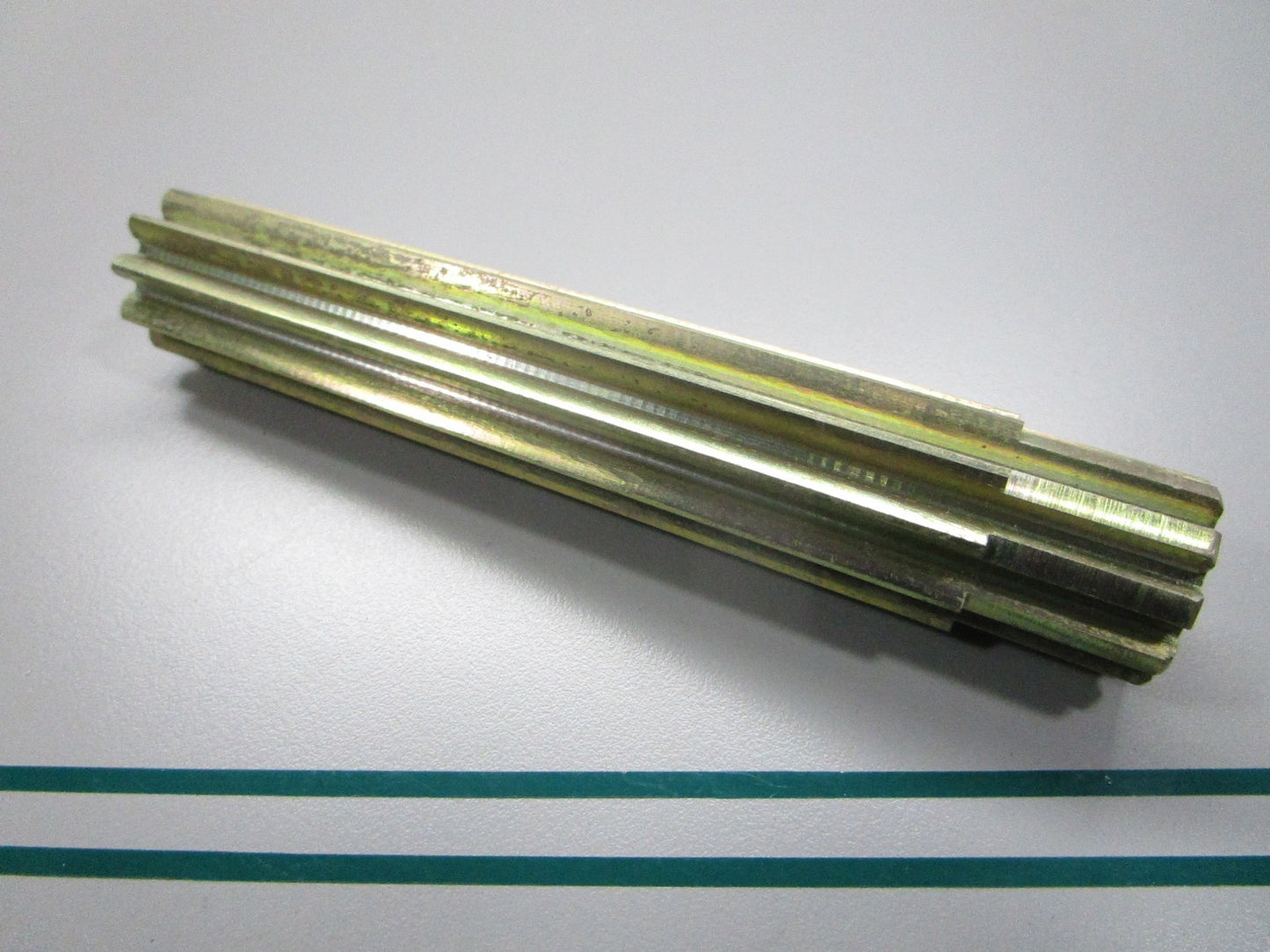 NEW OEM 31221 Mercury Quicksilver Pinion 0810