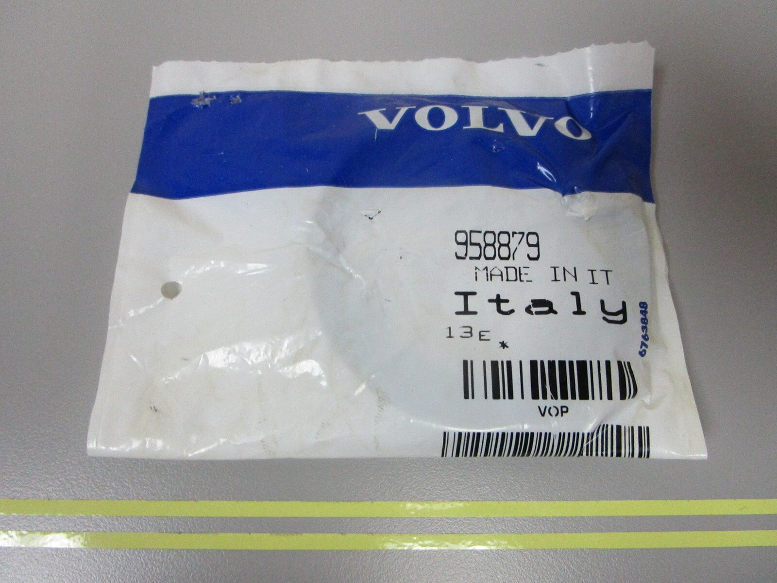 *NEW OEM* 0810 Volvo Penta Sealing Ring 958879