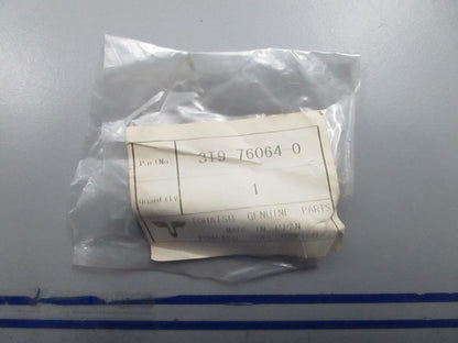 *NEW OEM* 0810 Tohatsu Fuse Holder 3T9-76064-0 3T9760640