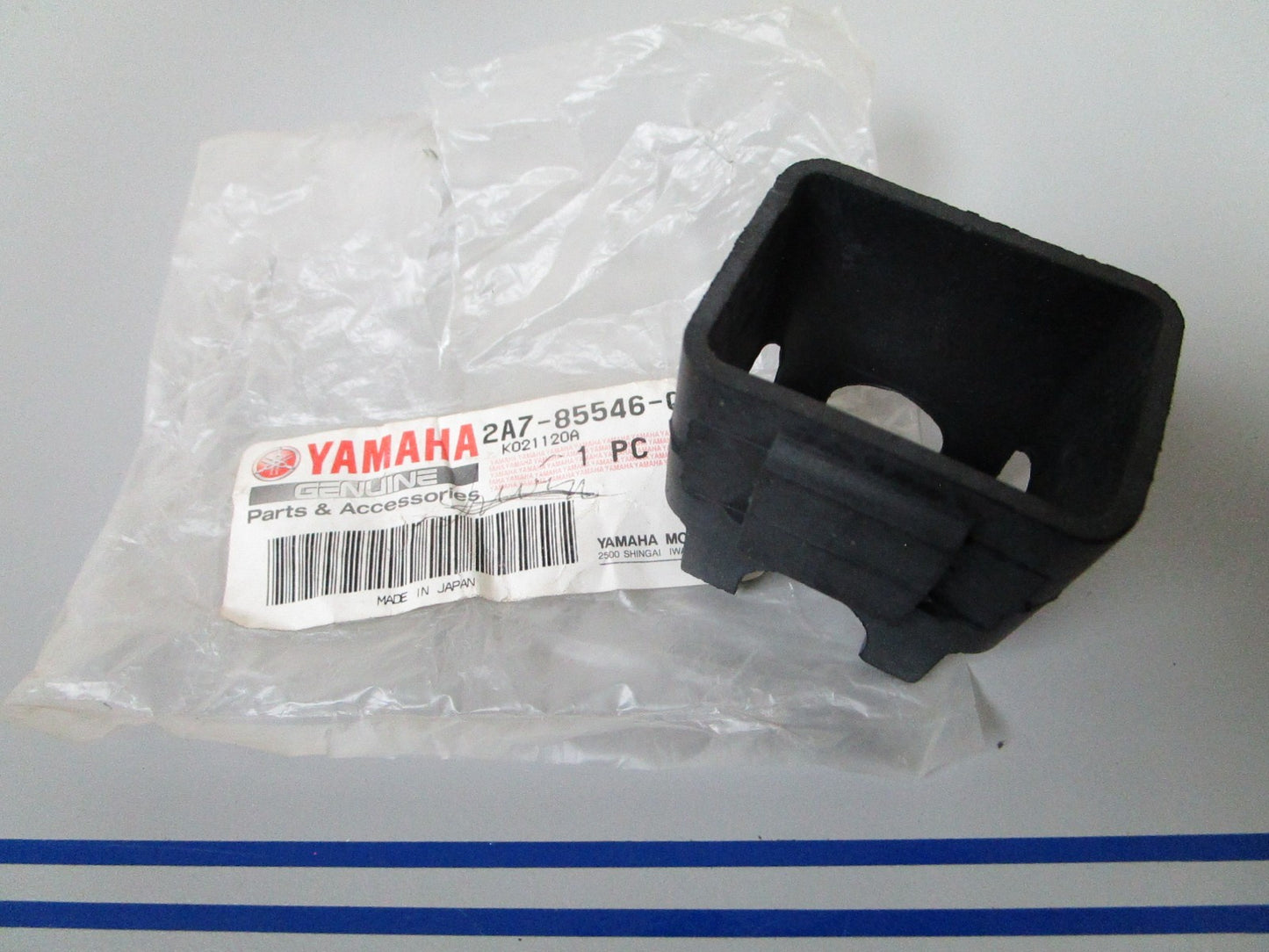 NEW OEM 2A7-85546-00-00 Yamaha Band 0720