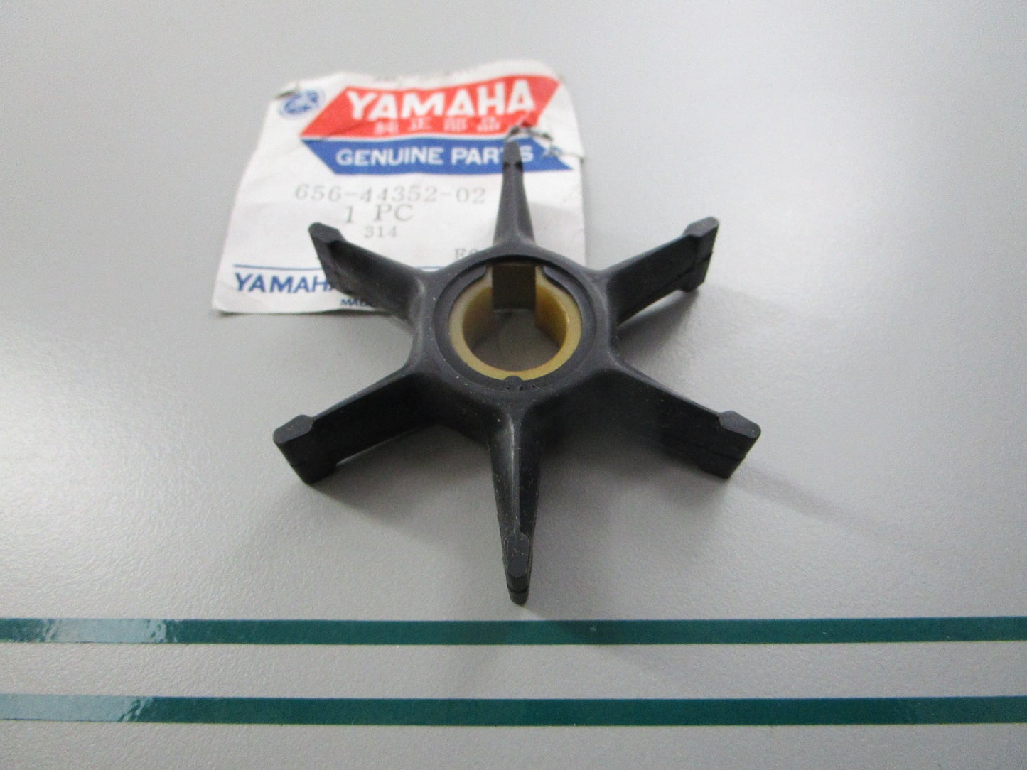 NEW OEM 656-44352-02-00 Yamaha Impeller 0810