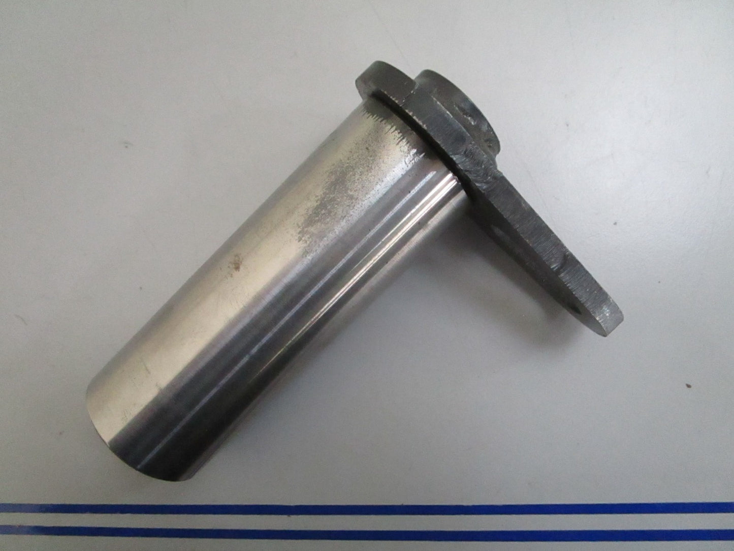 *NEW OEM* 0820 Bobcat Pin 6587347