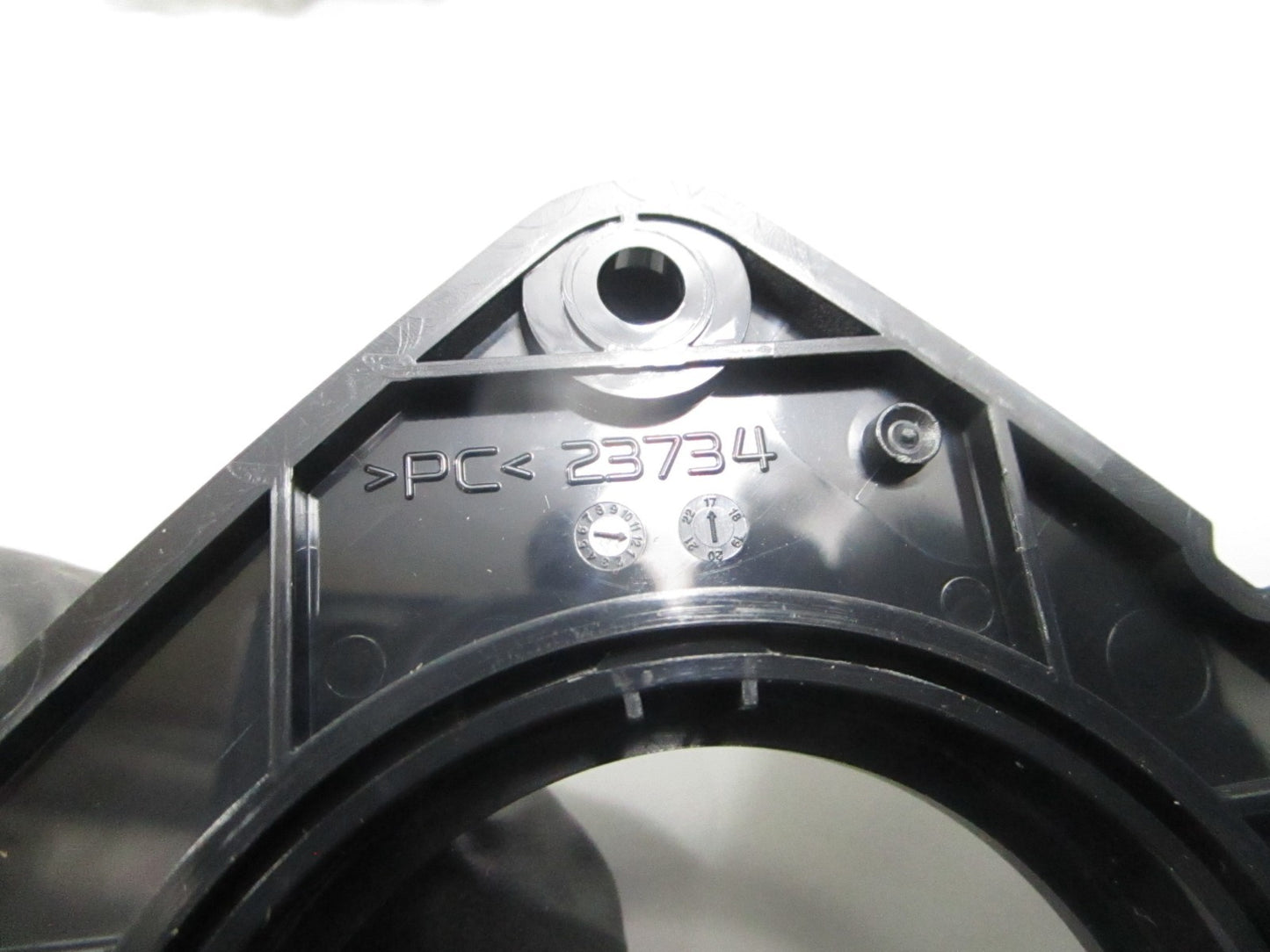 *NEW OEM* 0810 Lowrance Simrad Hook Bracket Swivel Adapter 001-14169-001