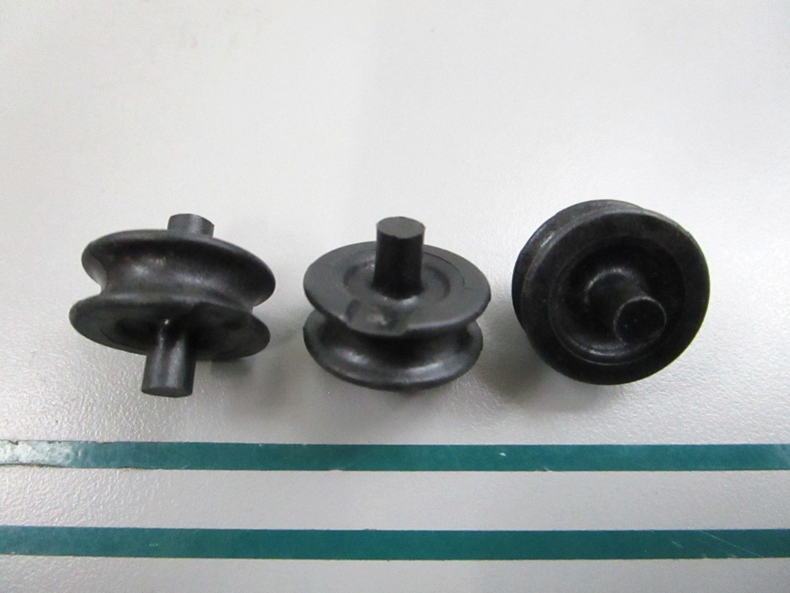 NEW OEM (LOT OF 3) 345734 Jacobsen Pulley Guide 0810
