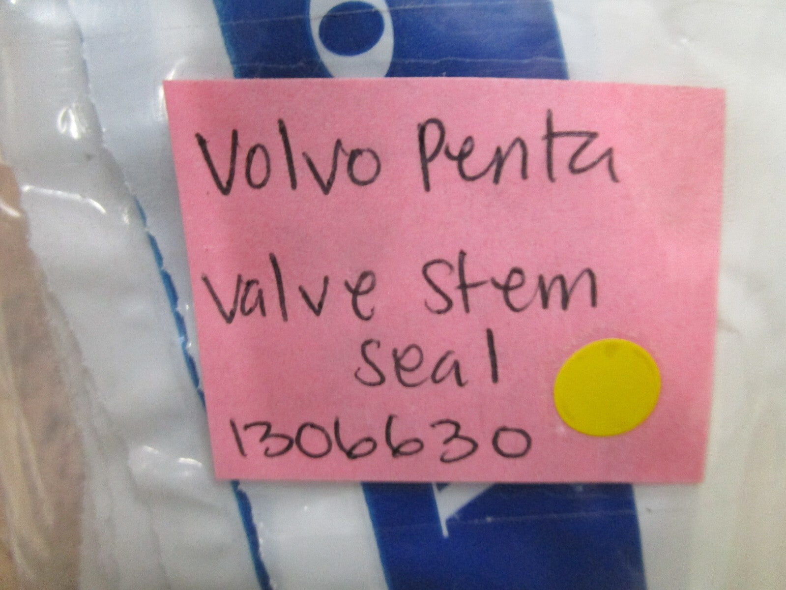 *NEW OEM* (LOT OF 2) 0750 Volvo Penta VALVE STEM SEAL 1306630
