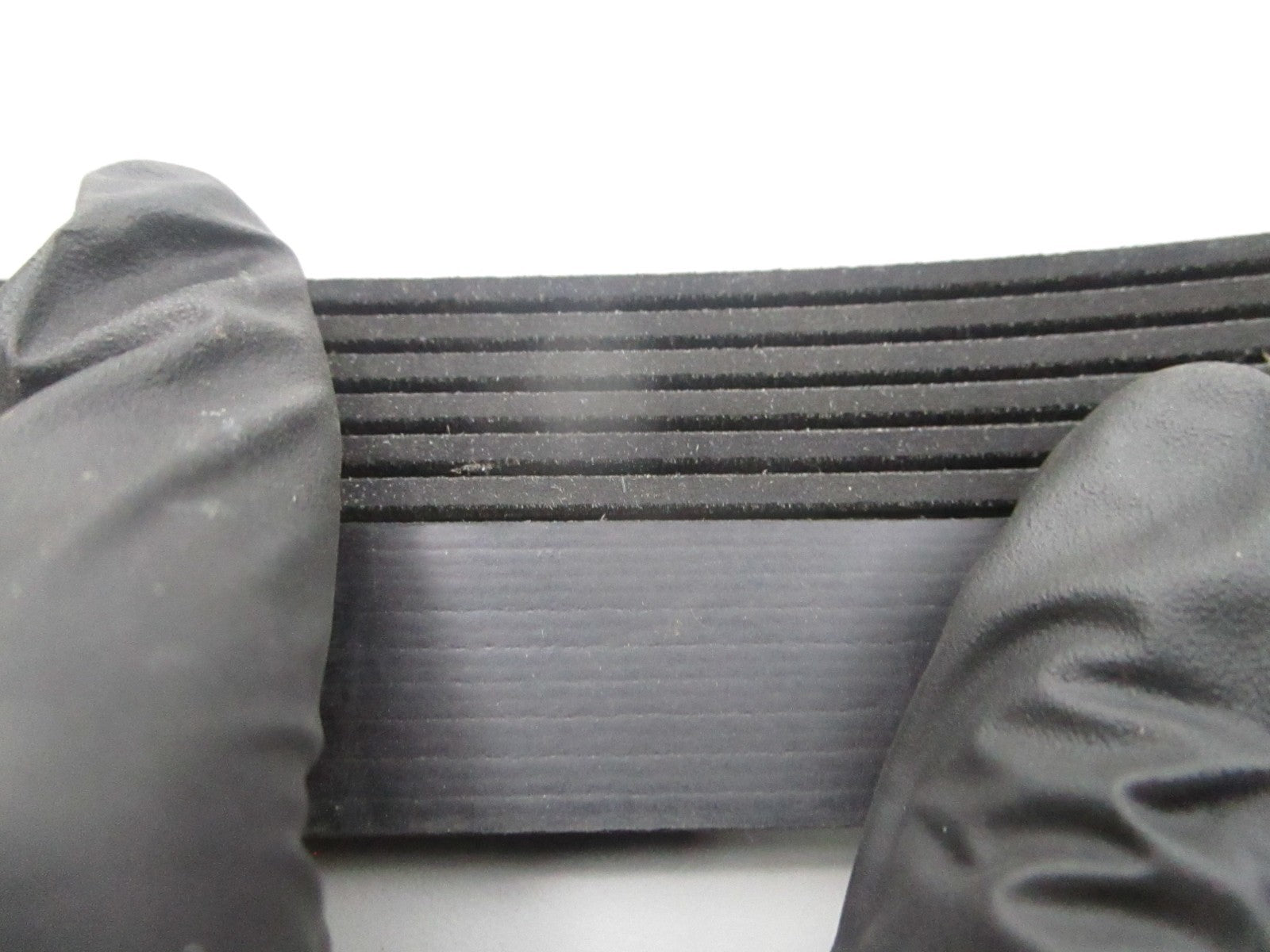 NEW K060465 Gates Micro-V Serpentine Belt 0810