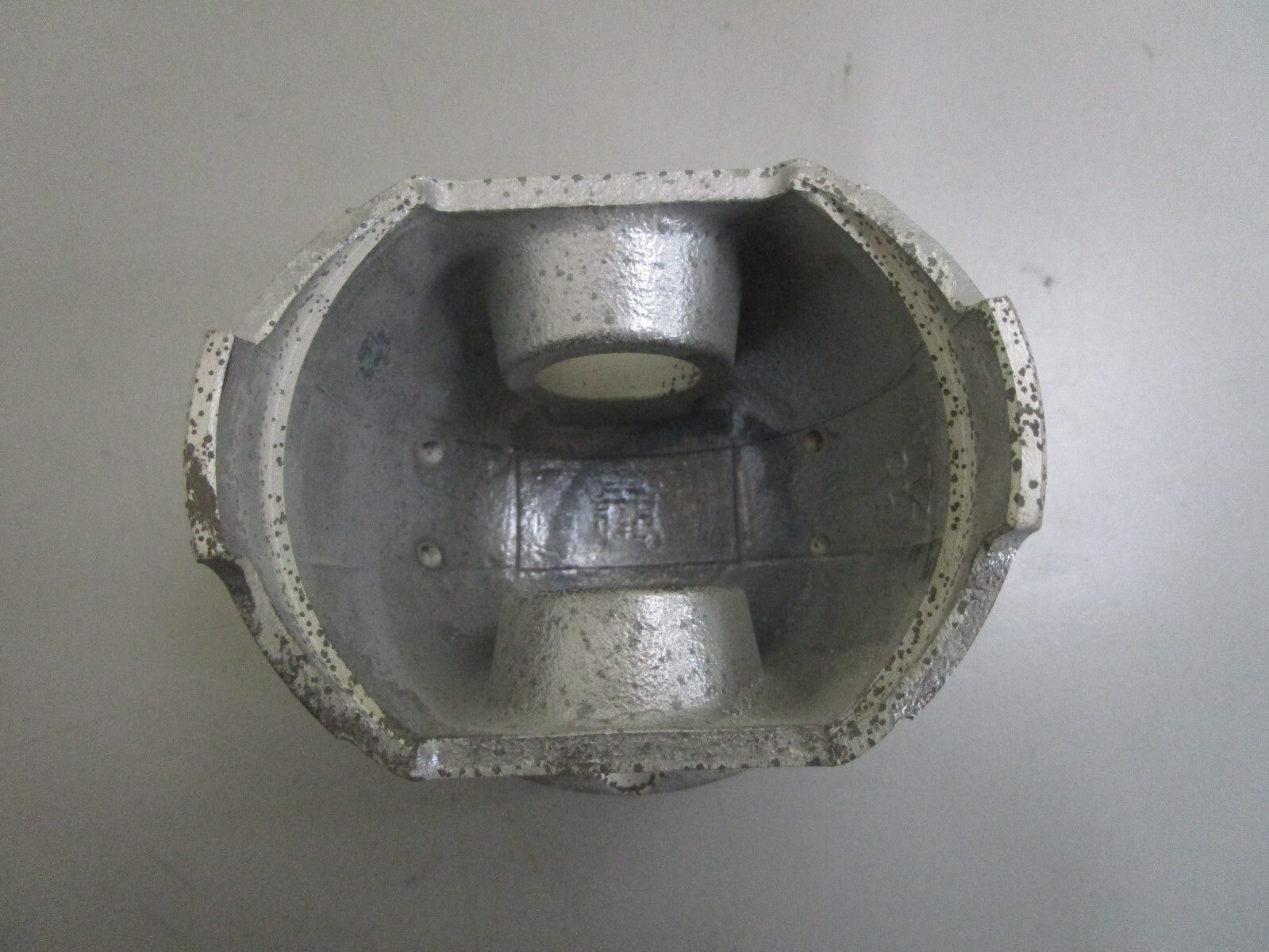 *NEW* 0820 Onan Piston 185-2428