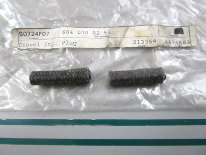 NEW OEM (LOT OF 2) 6040700255 Mercedes-Benz Terminal Stud 0810