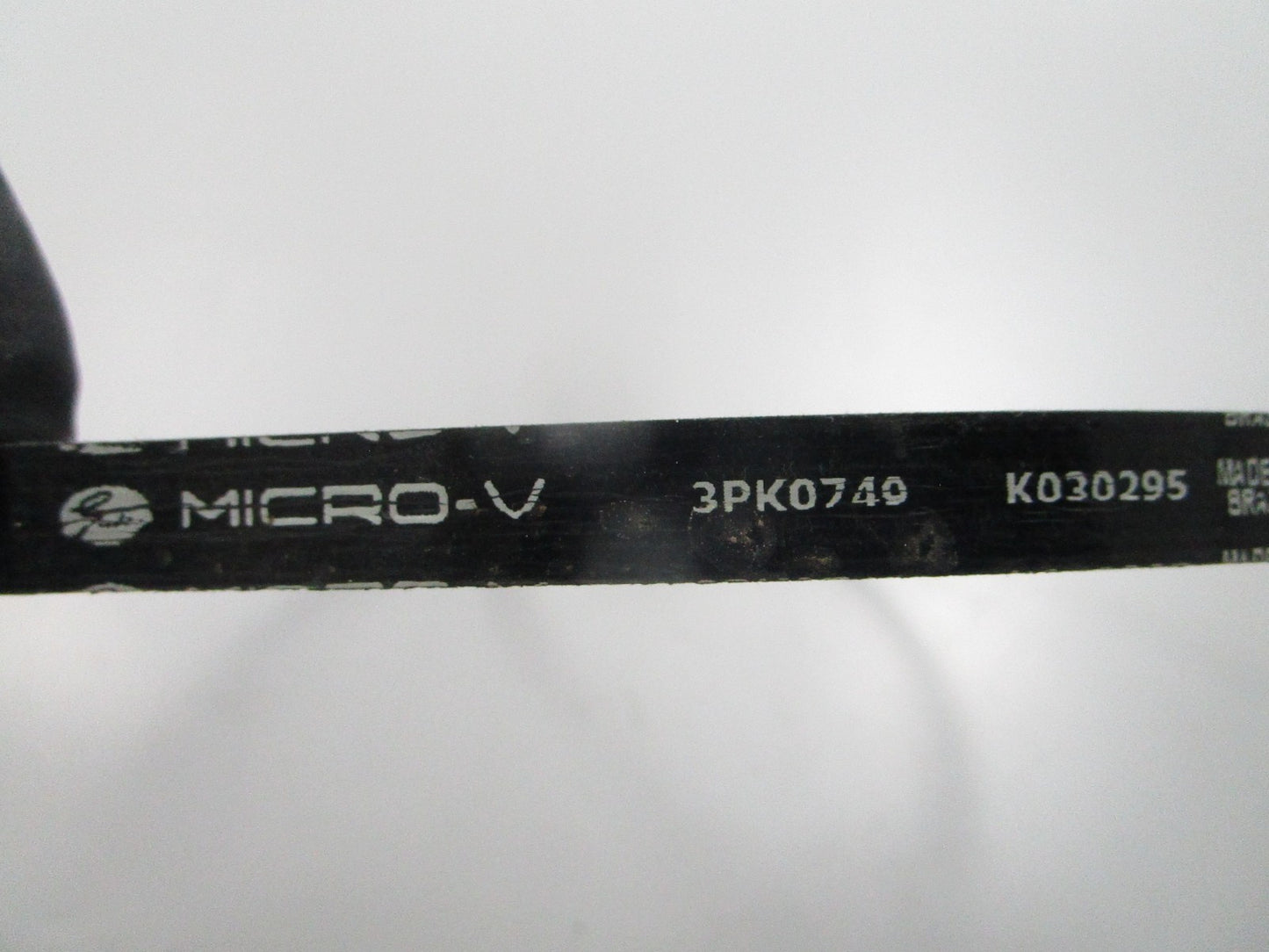 NEW K030295 Gates Micro-V Serpentine Belt 0810