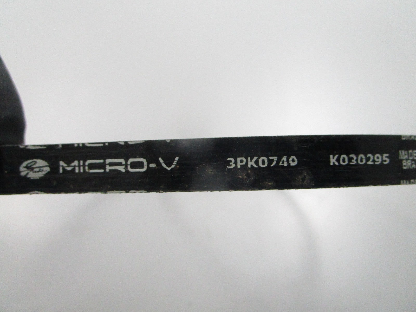 NEW K030295 Gates Micro-V Serpentine Belt 0810