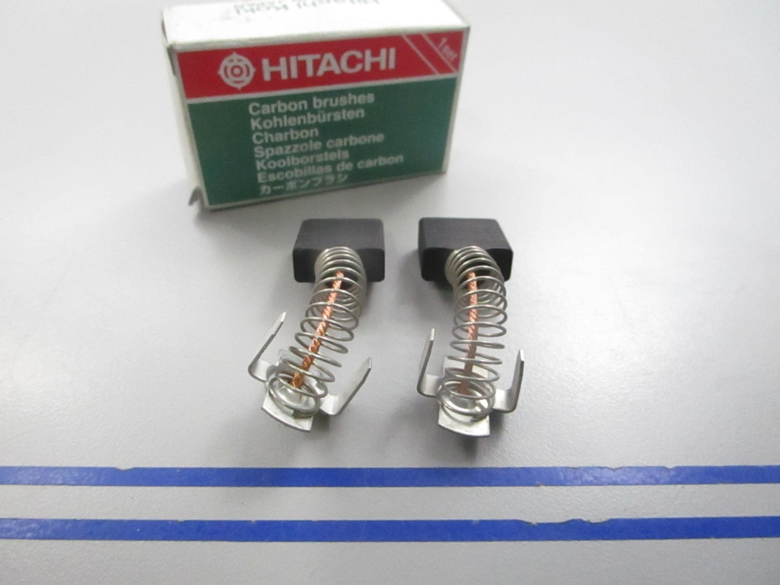 NEW OEM 999-086 Hitachi Carbon Brush Set 0810