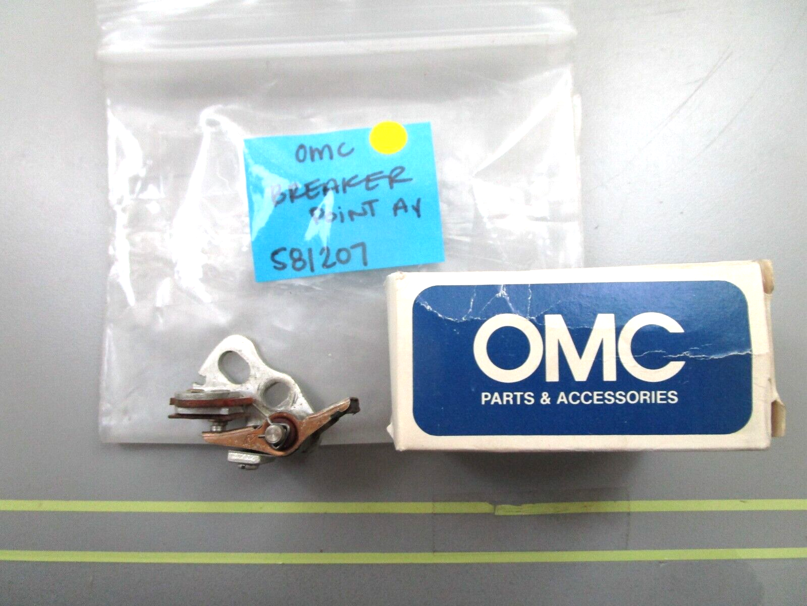 *NEW OEM* 0750 OMC Johnson Evinrude BREAKER POINT AY 581207 0581207