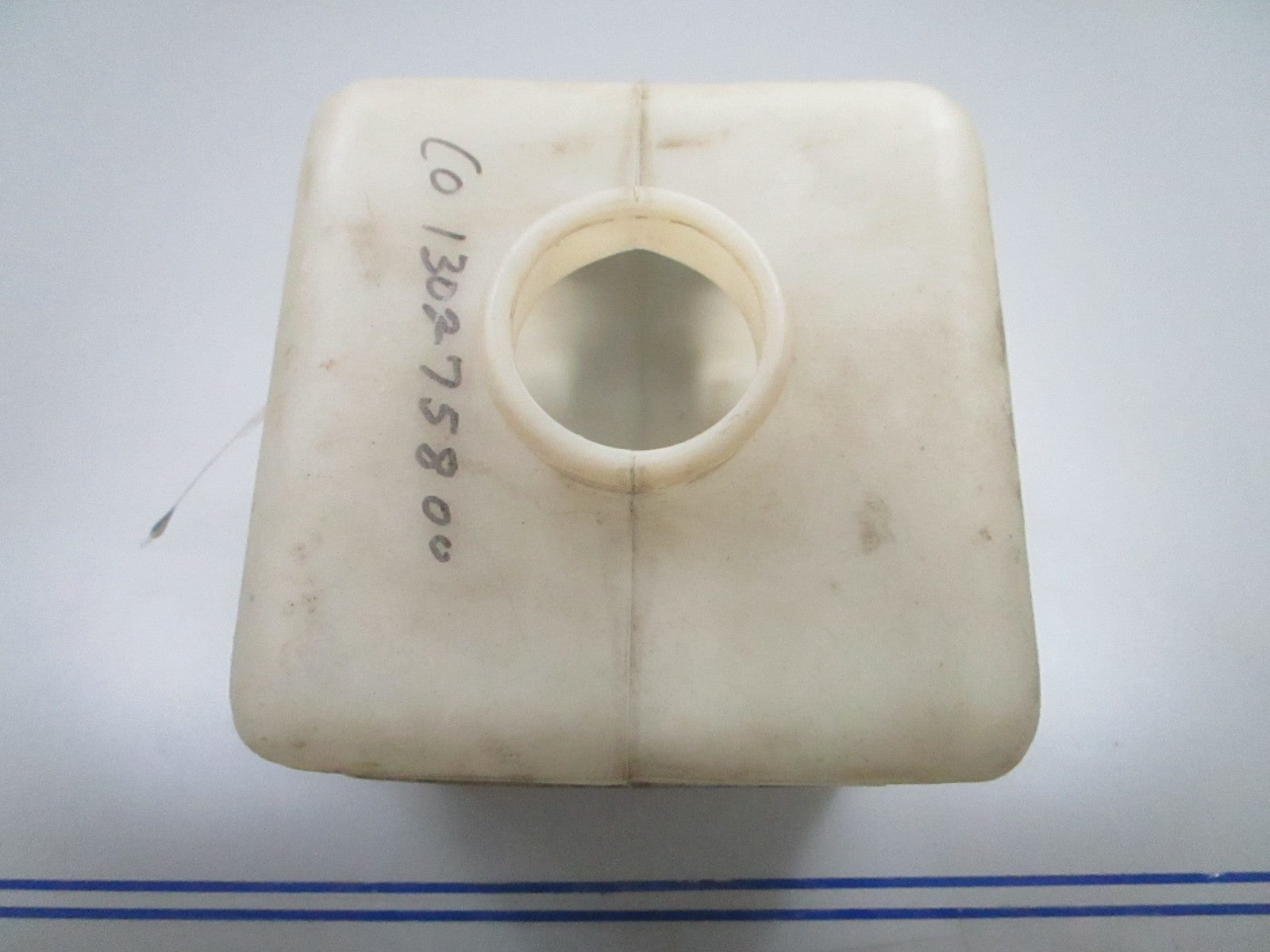*NEW OEM* 0720 Cummins Coolant Reservoir C0130275800