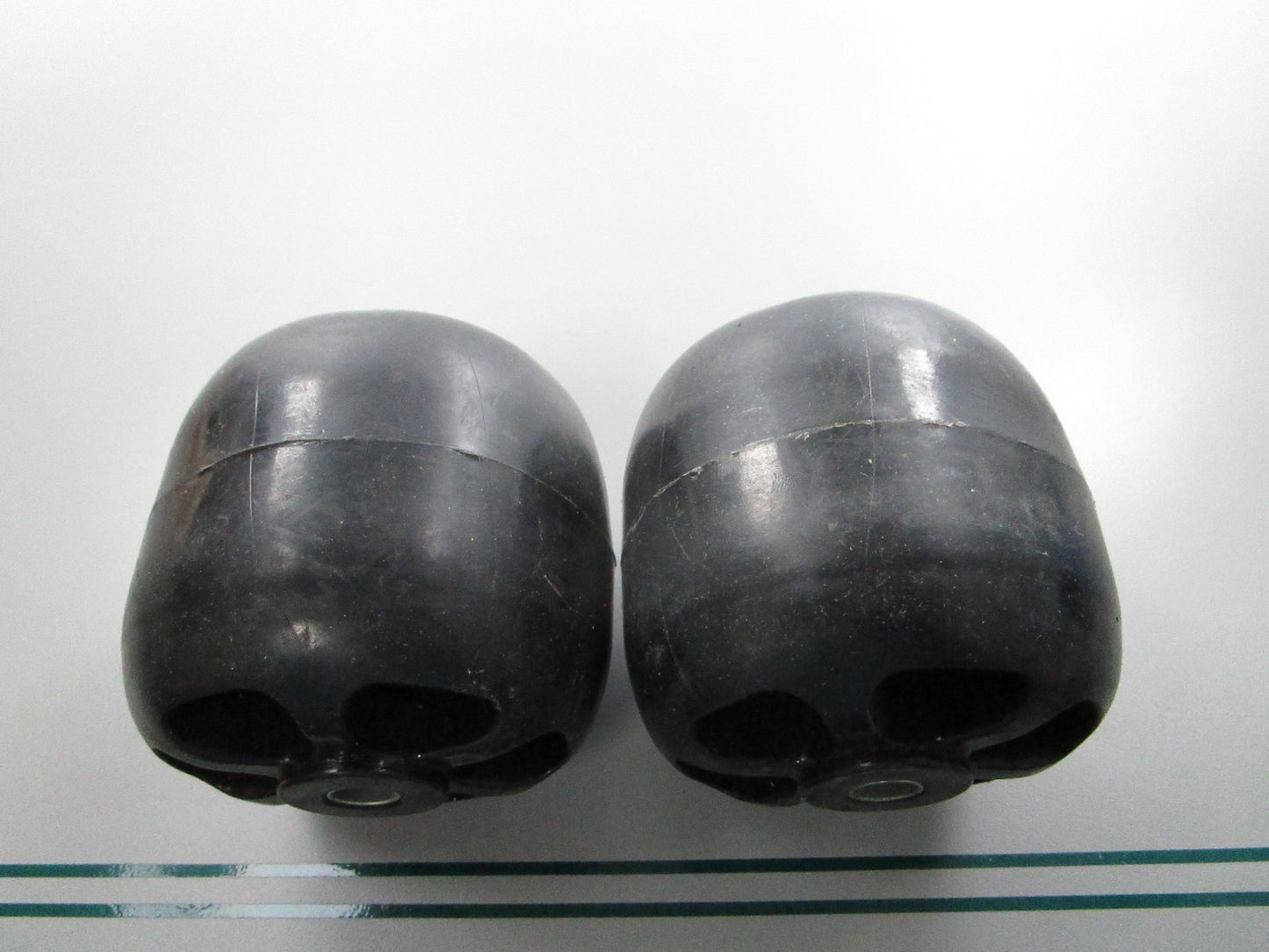 NEW 76543-46250 For: Kubota Deck Wheel Set 0810