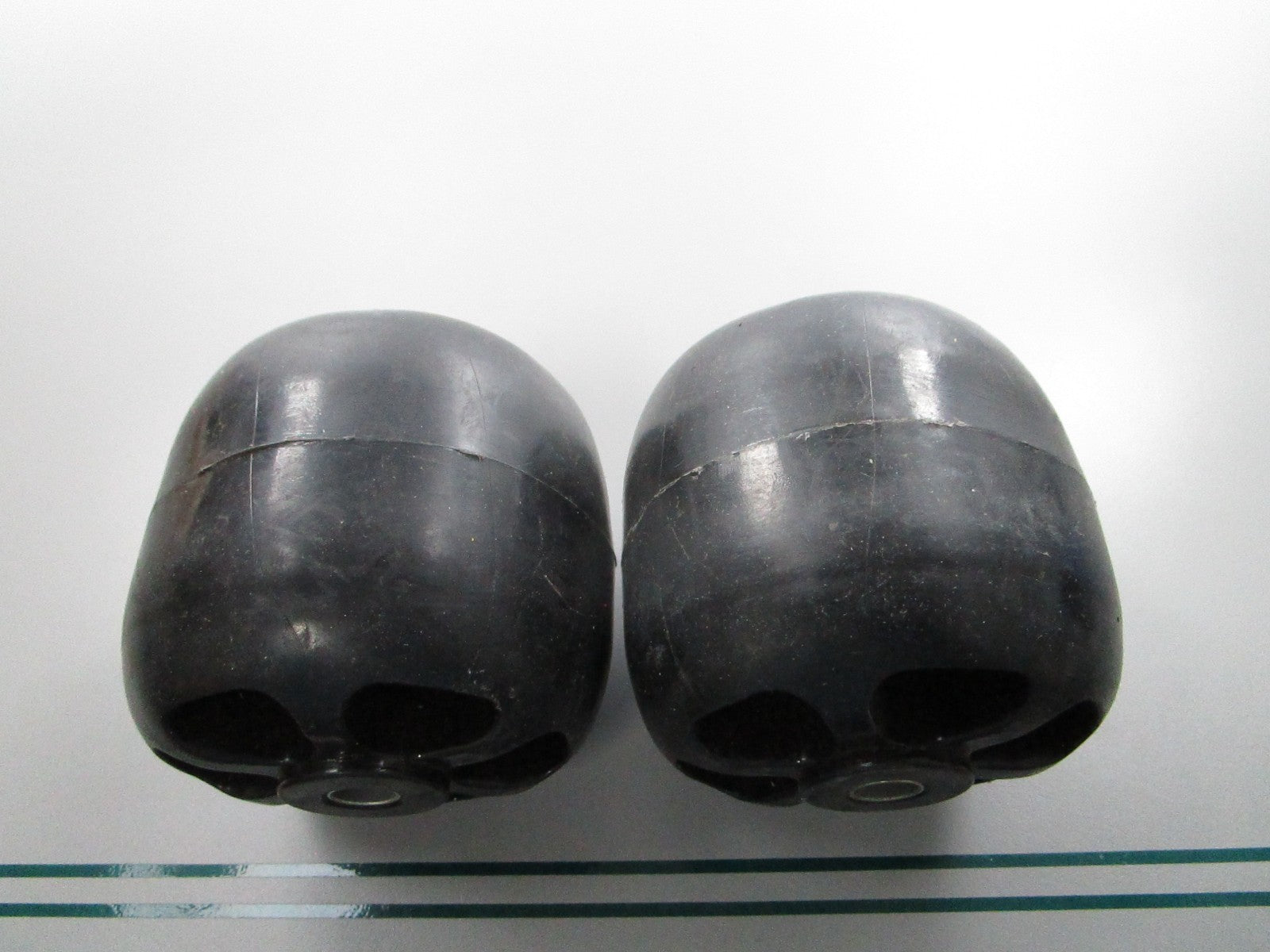 NEW 76543-46250 For: Kubota Deck Wheel Set 0810