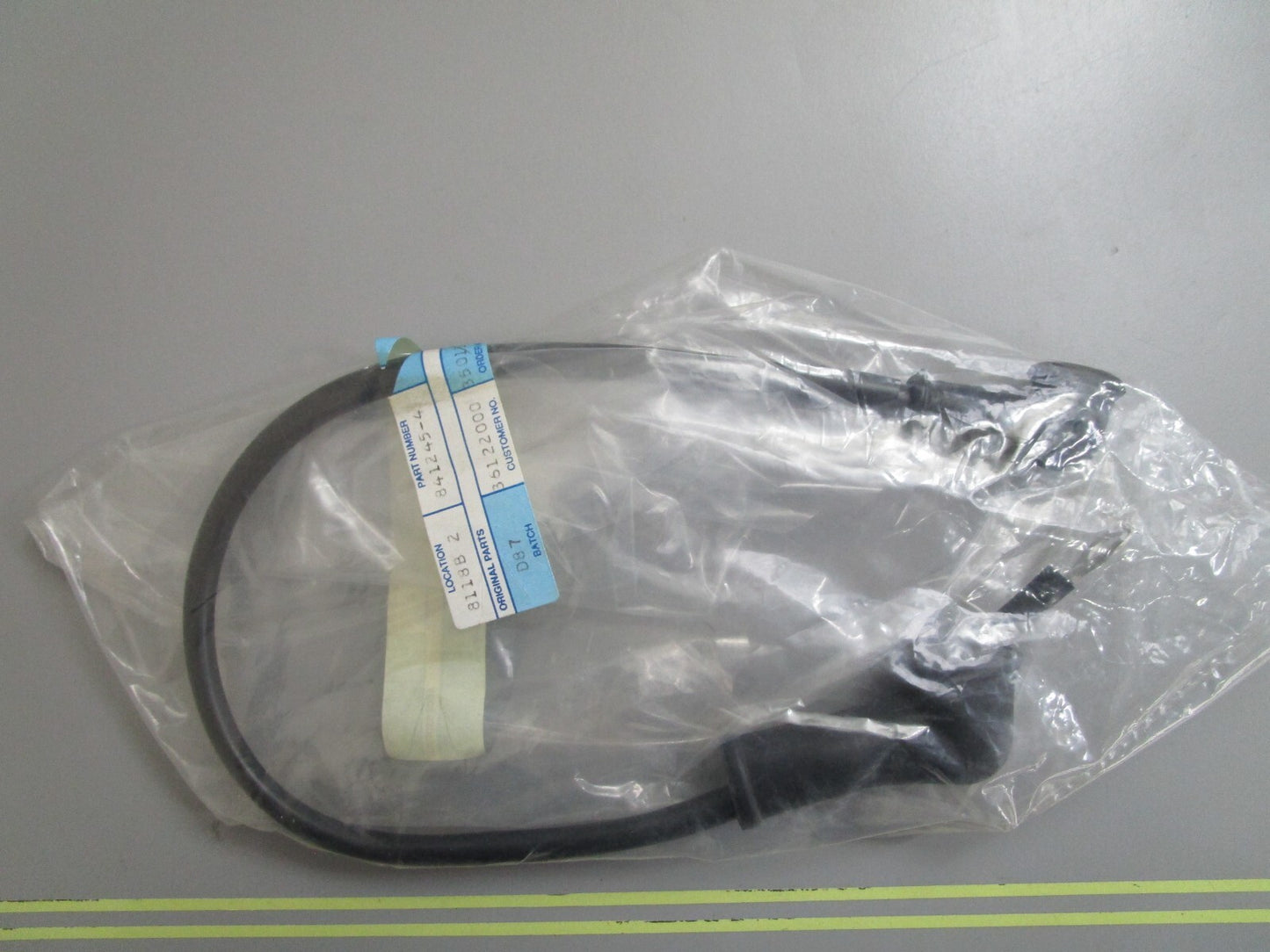 *NEW OEM* 0810 Volvo Penta Cable 841245