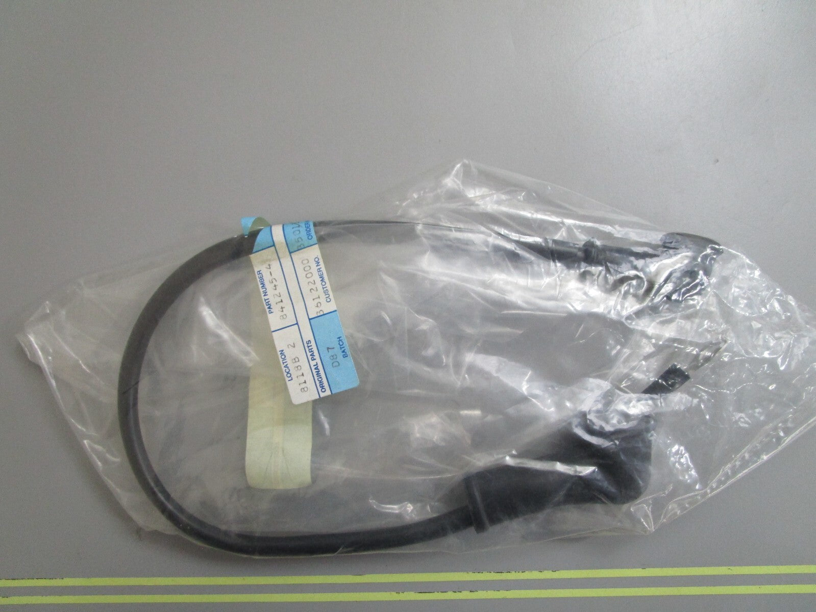 *NEW OEM* 0810 Volvo Penta Cable 841245