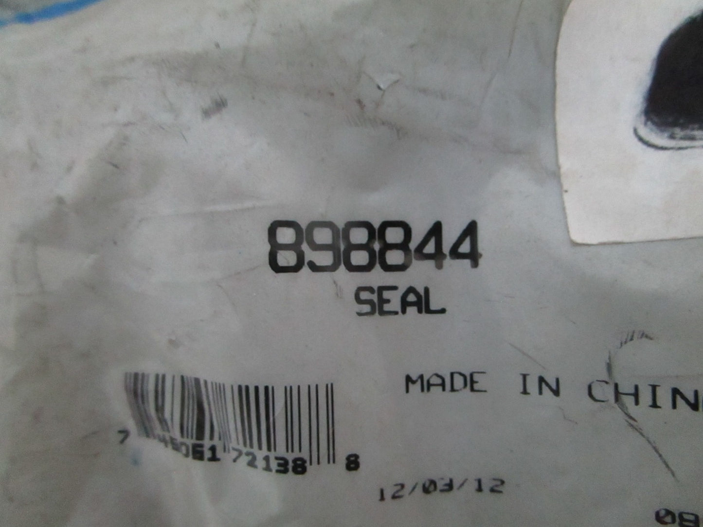 *NEW OEM* 0820 Mercury Quicksilver Seal 898844