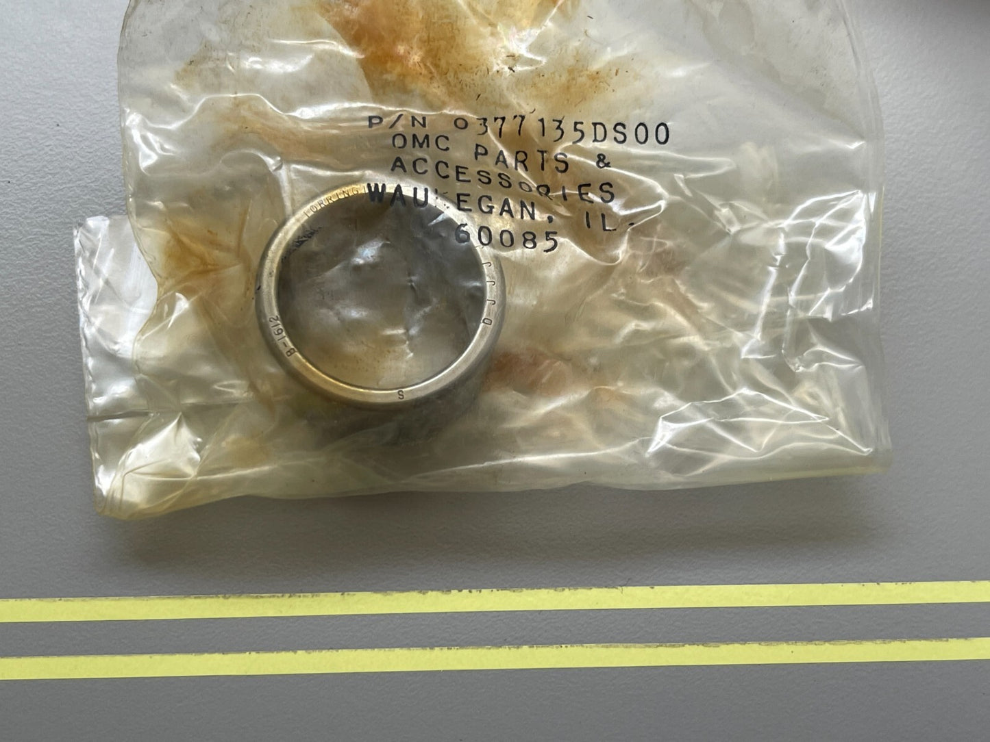 *NEW OEM* 0810 Mercury Quicksilver Bearing 377135