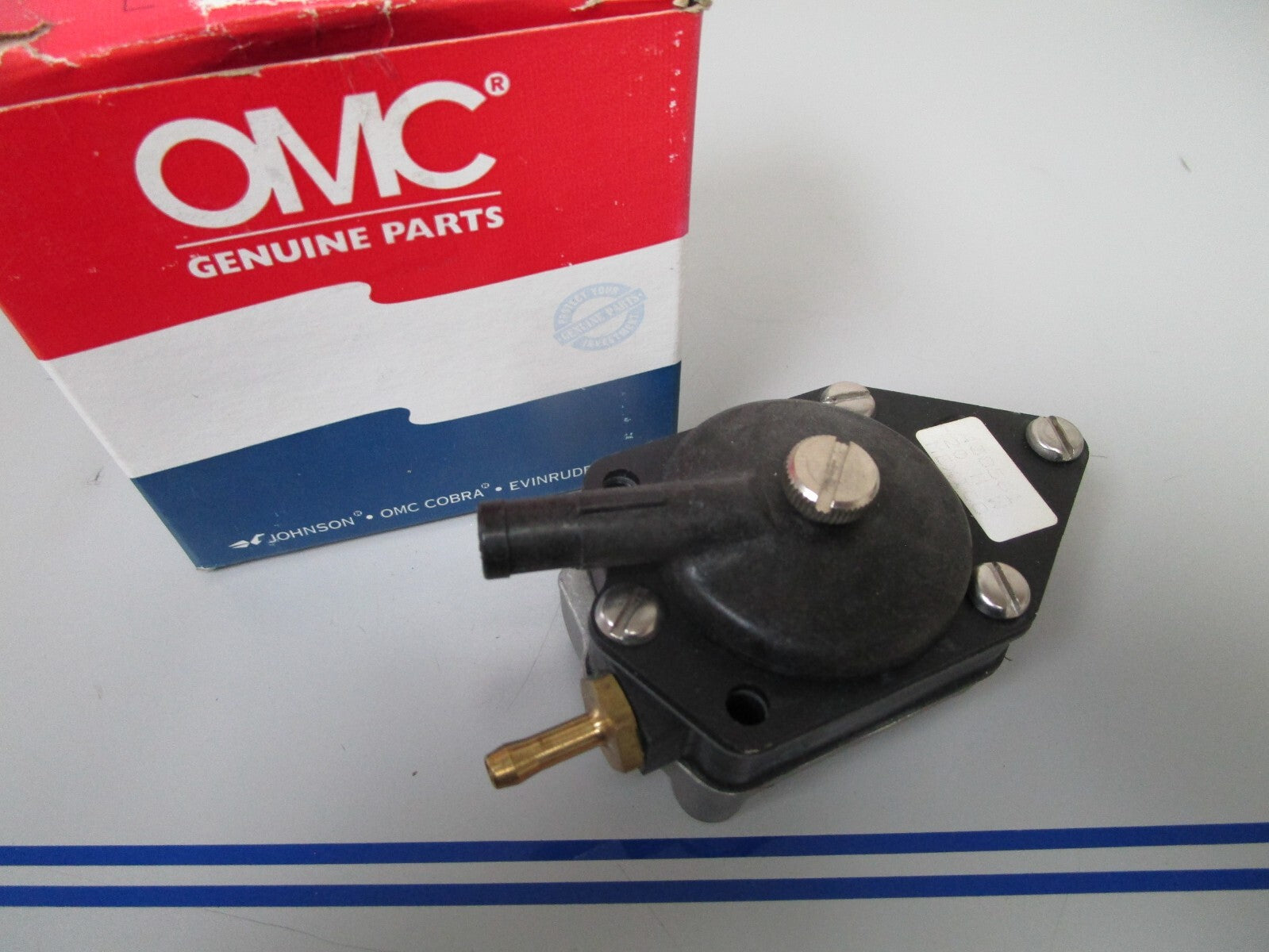 *NEW OEM* 0720 OMC Johnson Evinrude Fuel Pump 438556 0438556