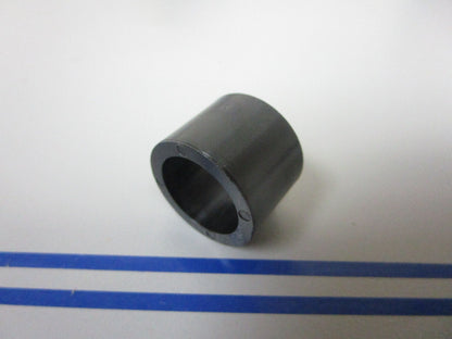 *NEW OEM* 0770 OMC Johnson Evinrude Spacer 908022 0908022