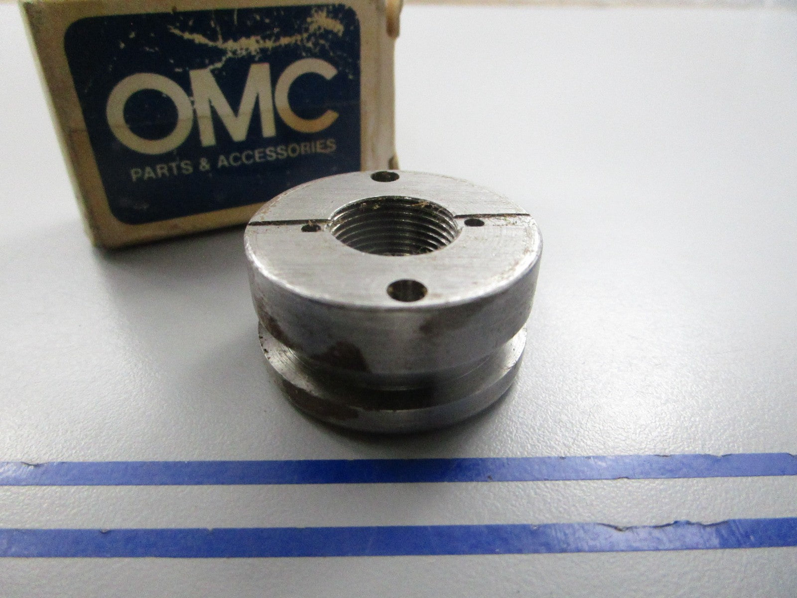 NEW OEM 122512 0122512 OMC Johnson Evinrude Tilt Cylinder Piston 0810