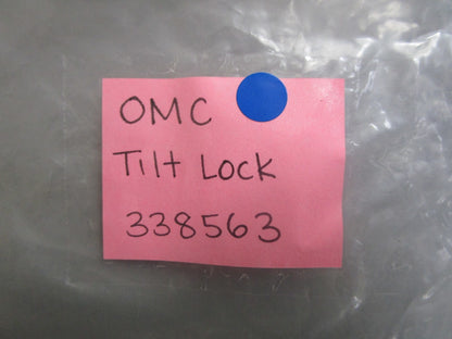 *NEW OEM* 0810 OMC Johnson Evinrude Tilt Lock 338563 0338563
