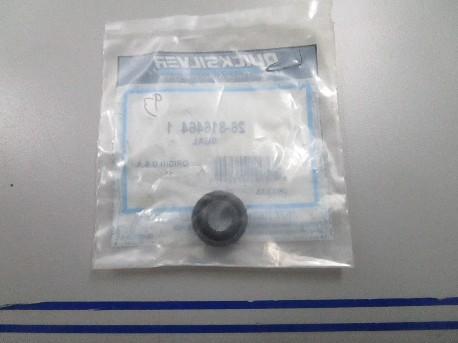 *NEW OEM* 0810 Mercury Quicksilver Seal 26-816464 1