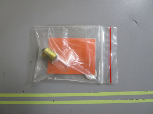 *NEW OEM* 0810 OMC Johnson Evinrude Lamp Direction Indicator 320457 0320457