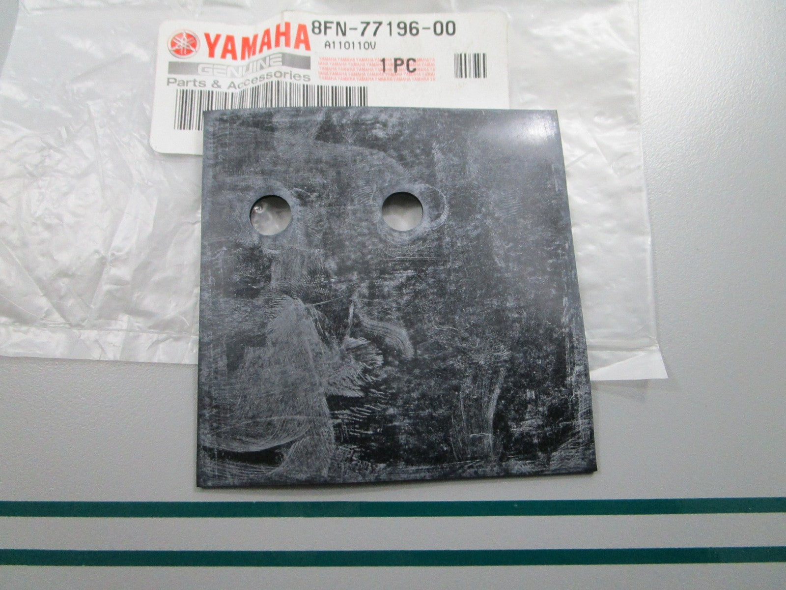 NEW OEM 8FN-77196-00-00 Yamaha Shroud Damper 0810