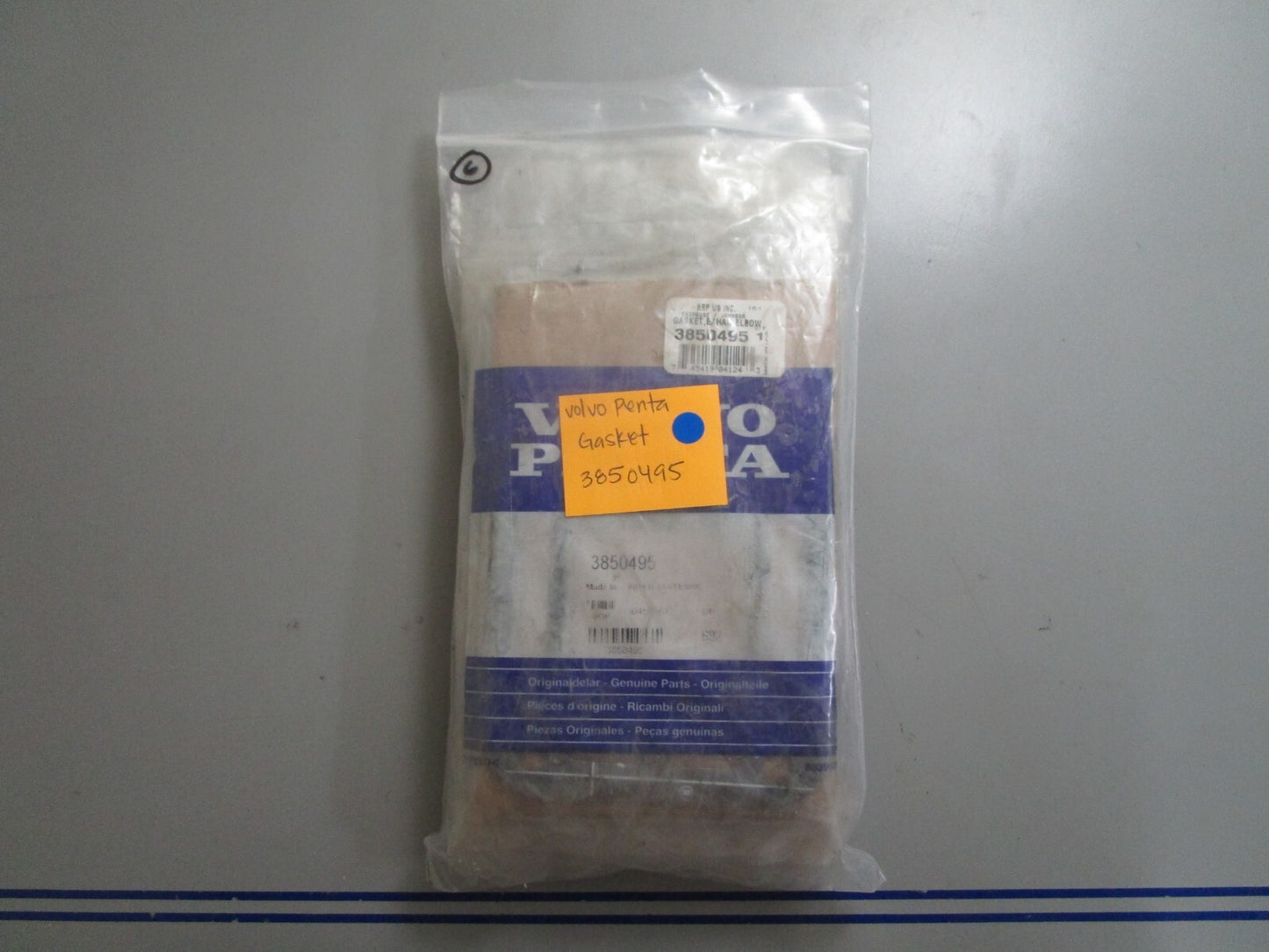 *NEW OEM* 0810 Volvo Penta Gasket 3850495
