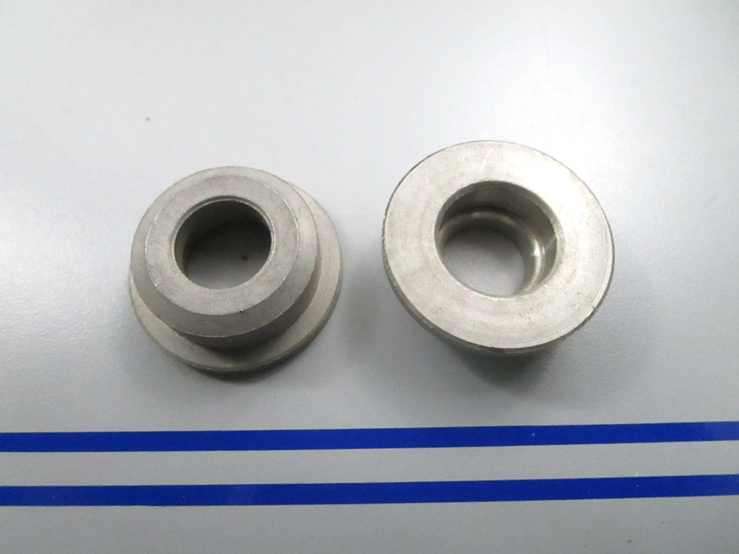 *NEW OEM* (LOT OF 2) 0810 Mercury Quicksilver Collar 85964A1