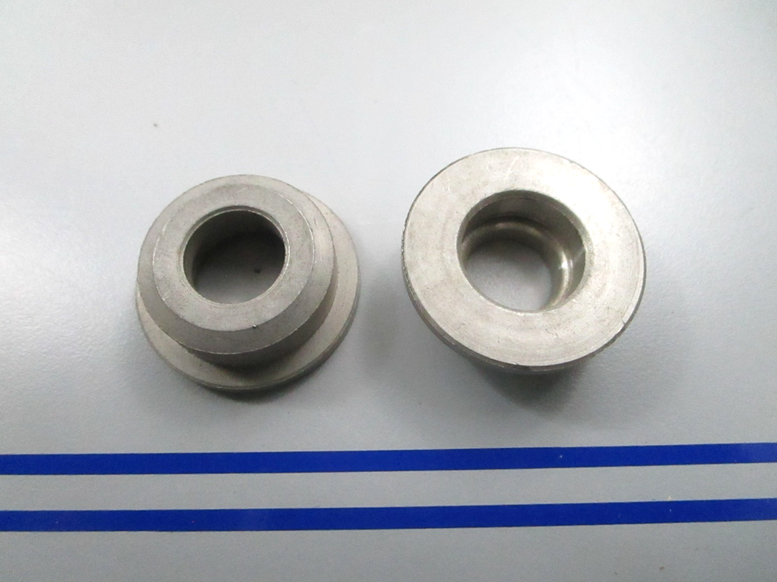 *NEW OEM* (LOT OF 2) 0810 Mercury Quicksilver Collar 85964A1